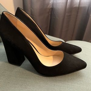 Black suede Vince Camuto Block heels